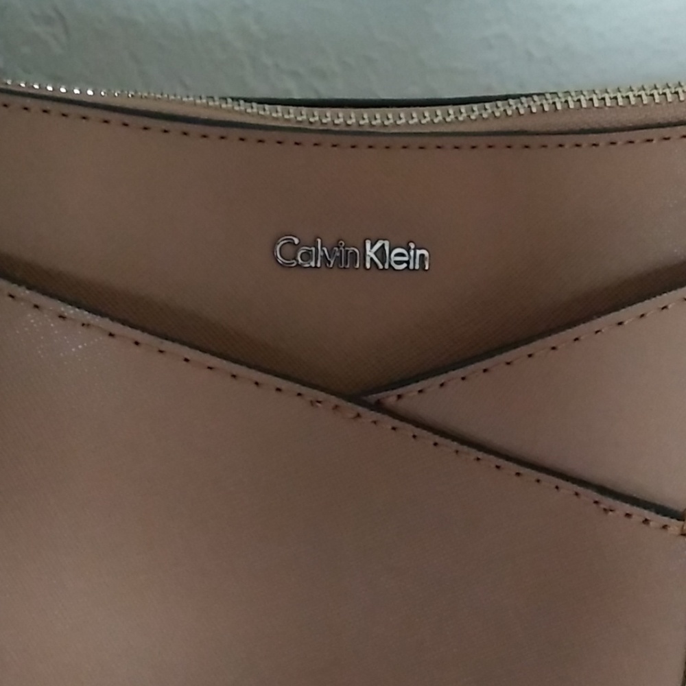 🆕Calvin Klein purse - Picture 4 of 4